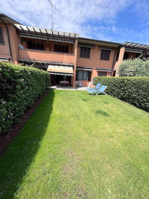 Casa Lora Apartment Сирмионе Екстериор снимка