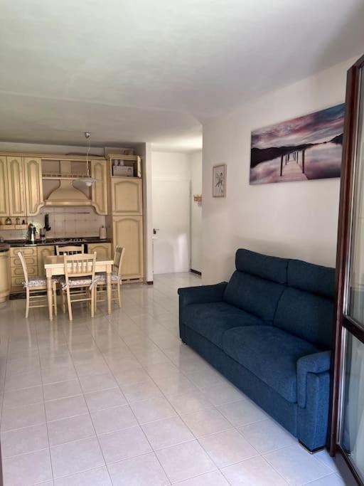 Casa Lora Apartment Сирмионе Екстериор снимка